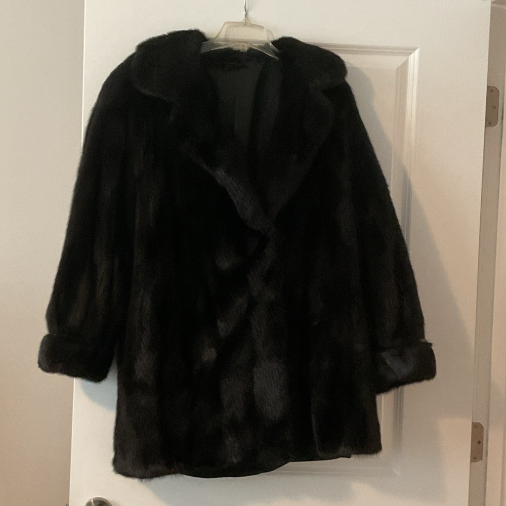 Elegant Black Real Black Mink Coat